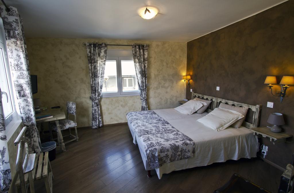 Logis Hotel Restaurant Planes Saillagouse Dış mekan fotoğraf